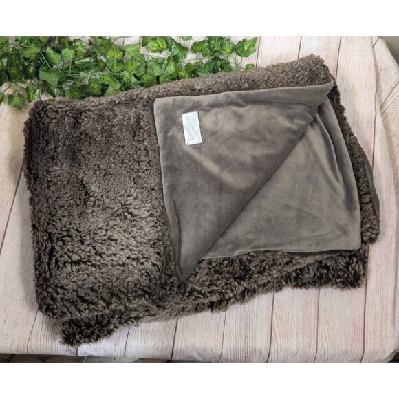 Restoration Hardware RH Faux Fur Throw Blanket Gray Brown Plush 48 x 62 Inches - Picture 1 of 5